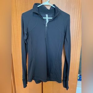Lululemon running top